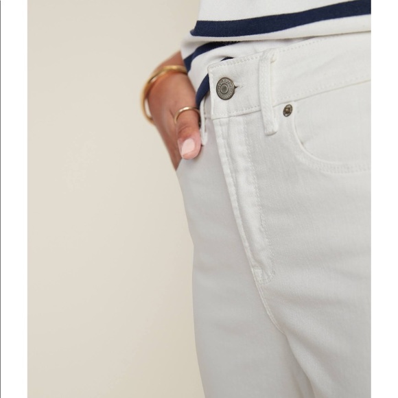 Old Navy Power Straight Jeans - Picture 4 of 6